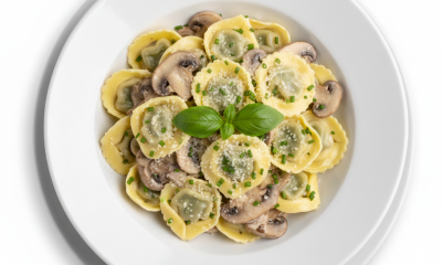 Tortellini Roma gefüllt mit Käse Spinat Champignons und Sahnesauce